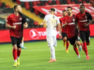 Süper Lig: Gaziantep Fk: 1 - Mke Ankaragücü: 0 (İlk Yarı)