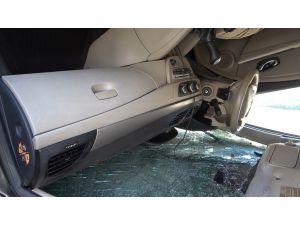 Hurdaya Dönen Otomobilden Sağ Çıktılar
