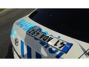 Polisin ‘dur’ ihtarına uymadı, plaka değiştirirken yakalandı