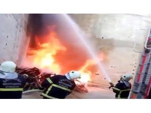 Odunluk Alanda Çıkan Yangın Korkuttu