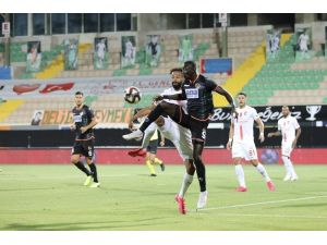 Ziraat Türkiye Kupası: Alanyaspor: 2 - Antalyaspor: 0 (İlk Yarı)