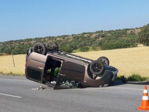 Takla Atan Araçta Aynı Aileden 5 Kişi Yaralandı