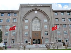 Trafoya Giren Hırsızlık Şüphelilerini Düşürdükleri Telefon Yakalattı