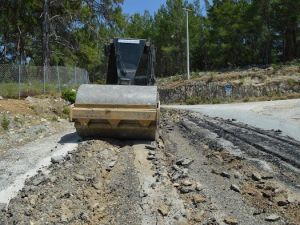 Büyükşehir’den grup yollarına bakım