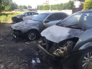 Konya’da Park Halindeki 4 Araç Kundaklandı