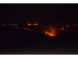 Hatay’da Boş Arazide Yangın