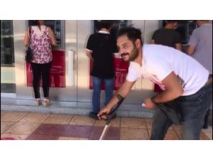 Dilenci Yakalanınca Bastonsuz Yürümeye Başladı