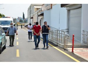 Tabancayı Kontrol Ederken Arkadaşını Öldürdü