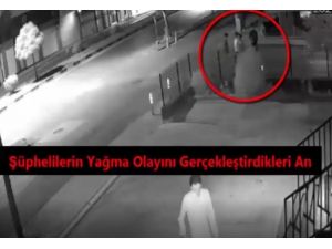 Bıçakla Gasp Anları Güvenlik Kamerasında