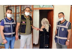 Gasp Edilen Kadına Telefon Ve Yüzüğü Teslim Edildi