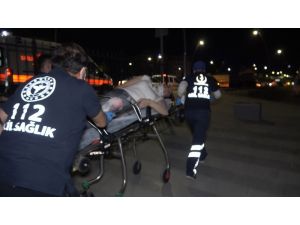 3 Metre Yükseklikten Yaya Alt Geçidinin Boşluğuna Düştü