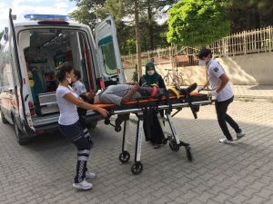 Konya’da Otomobilin Çarptığı Yaya Hastaneye Kaldırıldı