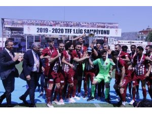 Hatayspor Şampiyonluk Kupasını Aldı