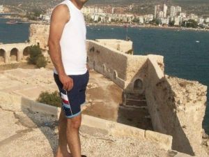 Gürültü Yapan Komşusunu Uyardı, Yumruk Darbesiyle Hayatını Kaybetti
