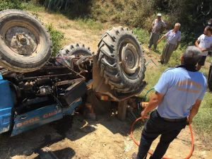 Traktörün Altında Kalan Sürücü Hayatını Kaybetti