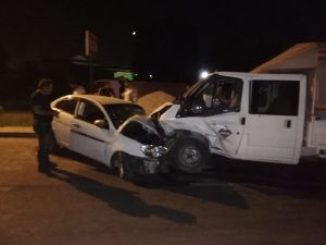 Tarsus’ta Trafik Kazası: 6 Yaralı