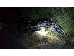 Takla Atan Motosikletin Sürücüsü Hayatını Kaybetti