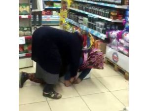 Kadınlar Düdüklü Tencere İçin Kavga Etti