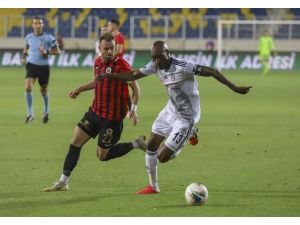 Süper Lig: Gençlerbirliği: 0 - Beşiktaş: 0 (İlk Yarı)