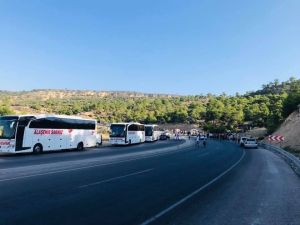 Mersin’de Askerleri Taşıyan Otobüs Devrildi: 5 Şehit, 27 Yaralı
