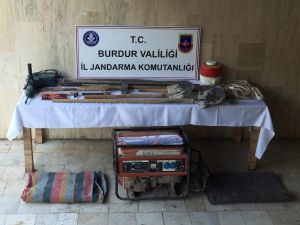 Burdur Jandarmadan Kaçak Kazı Operasyonu