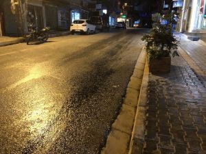 Yola Dökülen Yağ Ulaşımı Aksattı