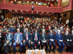 Bursa’da Şehit Yakınları Ve Gazilere Devlet Övünç Madalyası Verildi