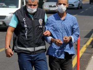 Laf Attığı Kızın Erkek Kardeşini Bıçaklayan Zanlı Yakalandı