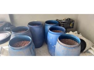 Adana’da 2 Bin 180 Litre Kaçak İçki Ele Geçirildi