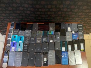 İskenderun’da 63 Adet Kaçak Cep Telefonu Ele Geçirildi