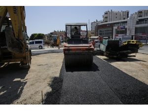 Büyükşehir Belediyesi kavşakları genişletiyor