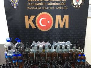 Manavgat’taki bir markette sahte alkol ele geçirildi