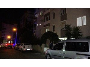 Antalya’da bir kişi evinde ölü bulundu