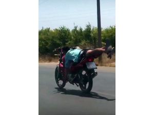 Motosiklet üzerinde akrobatik hareketlere 3 bin lira ceza