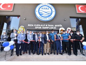 Türkiye’nin Avrupa Standartlarındaki İlk Güreş Salonu Açıldı