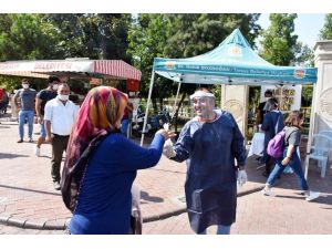 Tarsus Belediyesinden Vatandaşlara Ücretsiz Maske