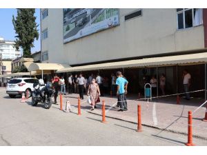 Hastanede Kanlı Tartışma