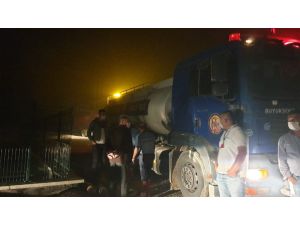 Abb’den Nallıhan’daki Ekiplere Ve Vatandaşlara Yemek Dağıtımı