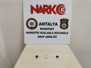 Sigara paketi içinde uyuşturucu ele geçirildi