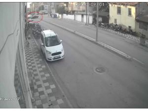 17 Yaşındaki Gencin Ağır Yaralandığı Kaza Güvenlik Kamerasında