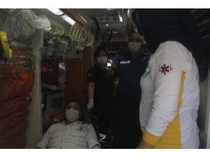 Bankanın Güvenlik Görevlisi Bıçaklandı