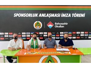 Alanyaspor’da Stadyum Sponsoru Bu Sene De Değişmedi