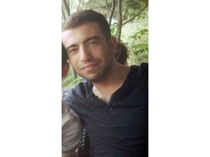 Sınav Dönüşünde Adliye Çalışanları Kaza Yaptı: 1 Ölü, 4 Yaralı