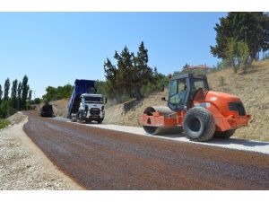 Korkuteli Yukarı Karaman yolu yenileniyor