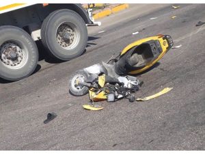 Tırla Çarpışan Motosikletteki 4 Yaşındaki Çocuk Hayatını Kaybetti