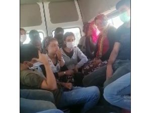 Konya’da Minibüse Binen 31 Kişi Jandarmaya Yakalandı