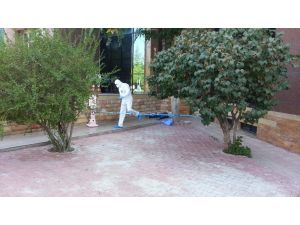 Öğretim Görevlisi Çalıştığı Kütüphanenin Girişinde Ölü Bulundu