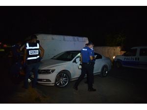 Polisin ‘Dur’ İhtarına Uymayıp Kaçan 4 Kişi Kovalamaca Sonucu Yakalandı