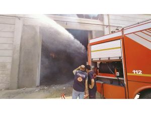 Kahramanmaraş’ta Fabrika Yangını Söndürüldü