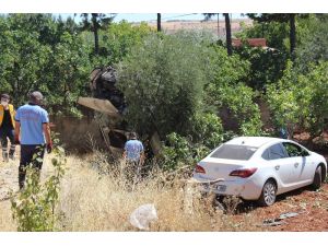Tarlaya Uçan Araca Fıstık Ağacı Ok Gibi Saplandı: 6 Yaralı